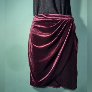 NWT Forever 21 Wine Velvet Draped Mini Skirt M | Holiday Cocktail Party Ruched